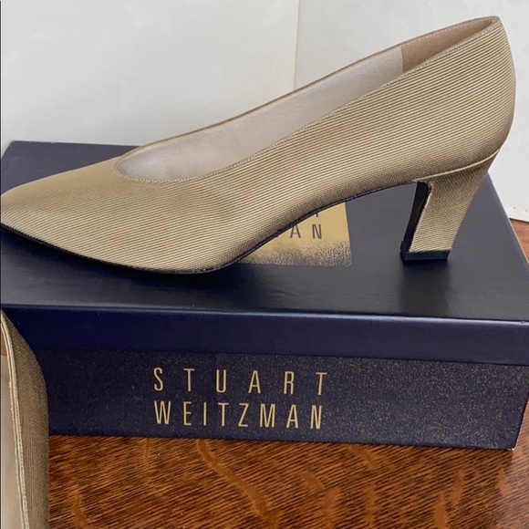 Stuart Weitzman mid heel. Sz 8 1/2. - Picture 5 of 11